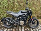 Permis de conduire Husqvarna Svartpilen 401 A2, Motos, Motos | Husqvarna, Particulier, Naked bike, Permis Moto A2 minimum, 400 cm³
