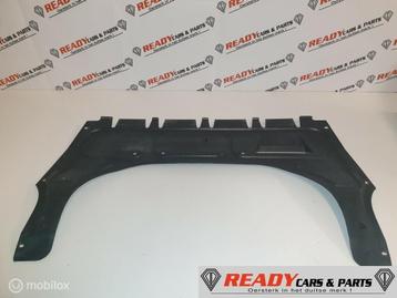POLO 6R MPI BENZ BESCHERMPLAAT ONDER Bodemplaat 6Q0825237R beschikbaar voor biedingen