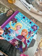 Livre avec différents puzzle de la reine des neiges, Boeken, Kinderboeken | Baby's en Peuters, Ophalen, Gelezen
