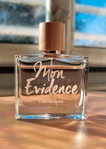 Parfum Mon evidence  disponible aux enchères