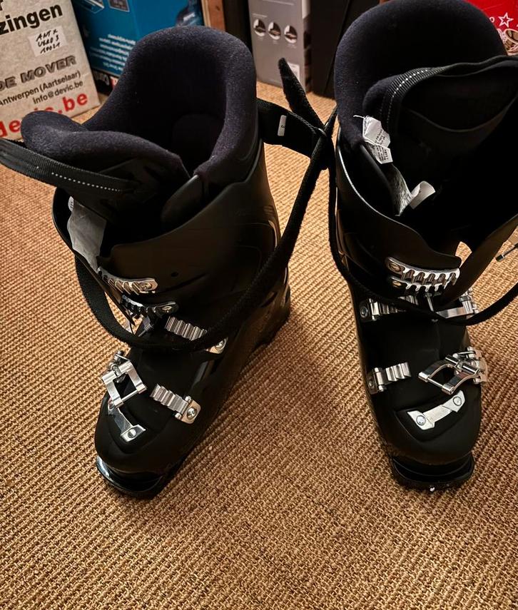 Wedze skilaarzen, Sport en Fitness, Skiën en Langlaufen, Zo goed als nieuw, Ski, Ophalen