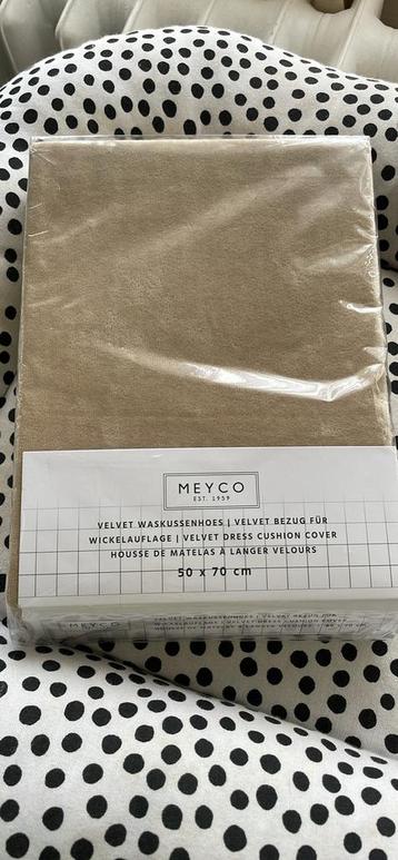 Meyco waskussenhoes beschikbaar voor biedingen
