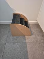 Houten trapje voor katten en hondjes, Ophalen, Zo goed als nieuw