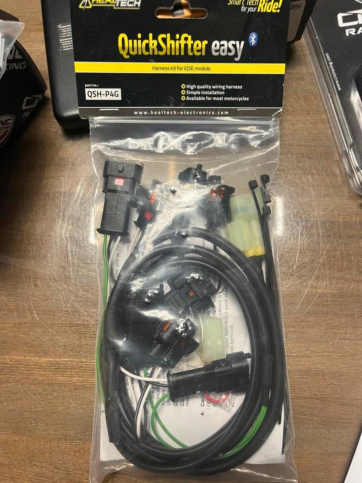Healtech iQSE-W1 QuickShifter Easy +  QSH-P4G Harness Kit, Motoren, Accessoires | Overige, Nieuw, Ophalen