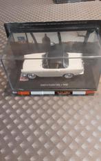 Miniature en forme de cercle carré Simca Aronde, Enlèvement ou Envoi