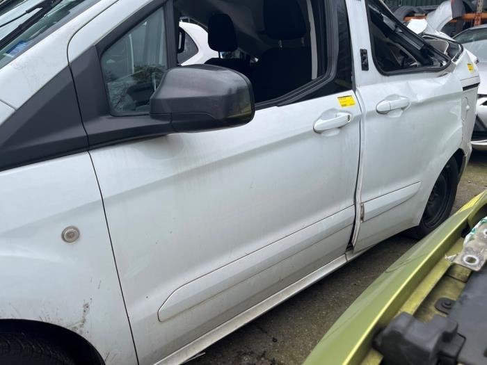 Portier 4Deurs links-voor van een Ford Tourneo Courier (FROZ, Auto-onderdelen, Carrosserie, Deur, Ford, Gebruikt, 3 maanden garantie