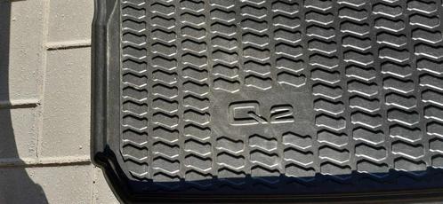 Automatten + autobakmat AUDI Q2, Auto-onderdelen, Interieur en Bekleding, Audi, Ophalen