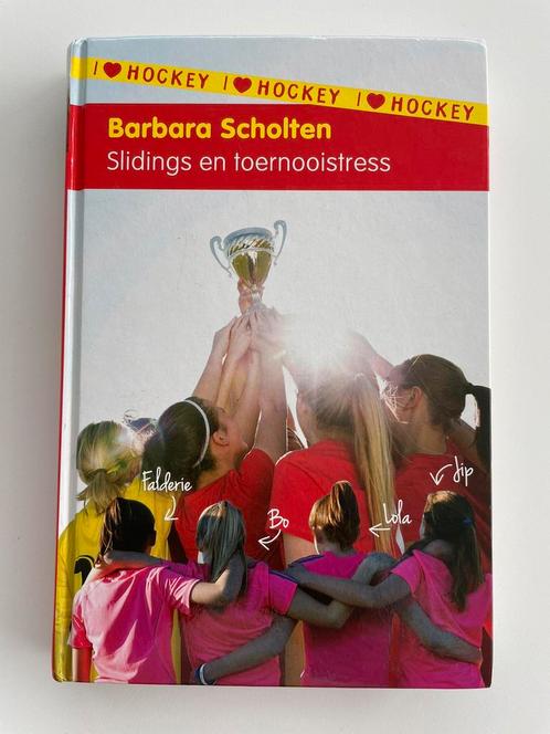 Barbara Scholten - 7 Slidings en toernooistress, Boeken, Kinderboeken | Jeugd | 10 tot 12 jaar, Zo goed als nieuw, Ophalen of Verzenden