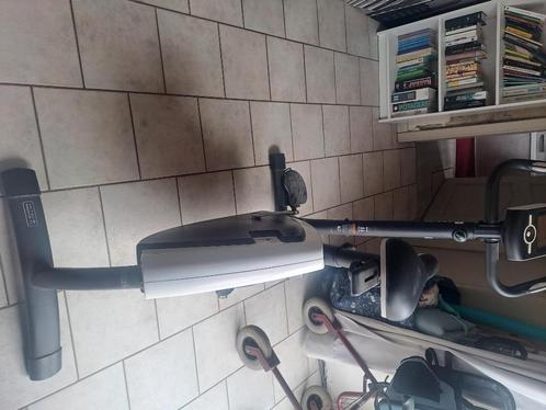 Vélo d'appartement Domyos VM 790, Sport en Fitness, Fitnessapparatuur, Zo goed als nieuw, Hometrainer, Armen, Benen, Rug, Ophalen