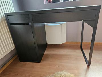 Bureau beschikbaar voor biedingen
