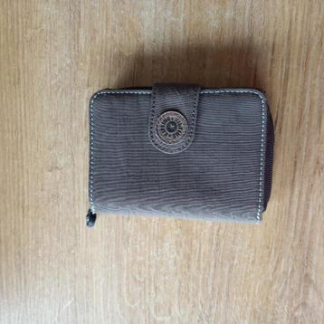 Kipling bruine portemonnee beschikbaar voor biedingen