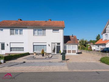 Huis te koop in Neeroeteren, 3 slpks beschikbaar voor biedingen