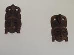 2 houten maskers uit Afrika, Antiek en Kunst, Ophalen