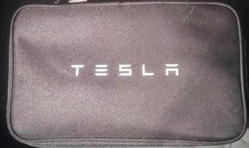 Tesla model Y trekhaak nieuw  beschikbaar voor biedingen