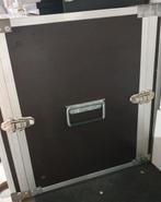Flightcase hoogte 56cm, diepte 56 cm en breedte 51,5cm., Ophalen, Zo goed als nieuw, Flightcase