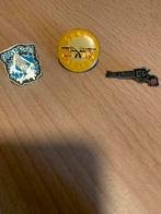 Lot de 3 épingles Guns N Roses rétro, Collections, Broches, Pins & Badges, Comme neuf, Enlèvement ou Envoi