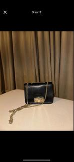 Sac furla noir et dorée, Handtassen en Accessoires, Tassen | Damestassen, Ophalen of Verzenden, Zo goed als nieuw