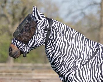 QHP eczeem vliegenmasker met hals beschikbaar voor biedingen