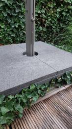 Granieten parasolvoet(300kg) op wielen plus parasol 4m x 4m, Tuin en Terras, Ophalen, Zo goed als nieuw, Parasolvoet, Kantelbaar