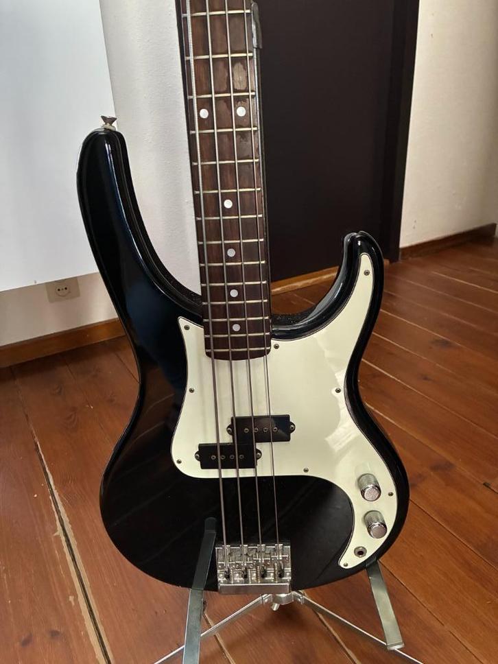 Vintage Washburn Force 4 Precision bas, Muziek en Instrumenten, Snaarinstrumenten | Gitaren | Bas, Gebruikt, Elektrisch, Ophalen