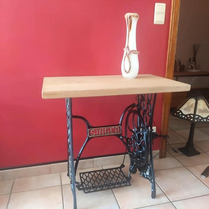 1 table machine à coudre SINGER VINTAGE, Antiquités & Art, Antiquités | Machines à coudre, Enlèvement