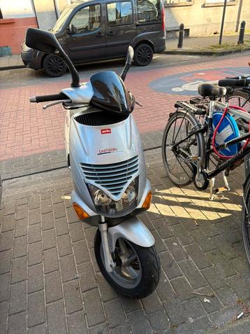 Aprilia Leonardo 125cc, Enlèvement, Comme neuf