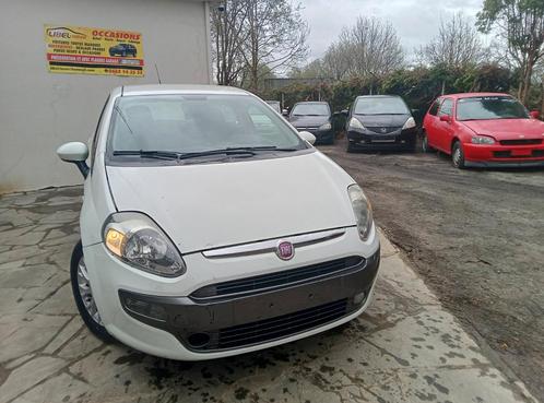 FIAT PUNTO, Auto's, Fiat, Bedrijf, ABS, Adaptive Cruise Control, Airbags, Airconditioning, Alarm, Bluetooth, Boordcomputer, Centrale vergrendeling