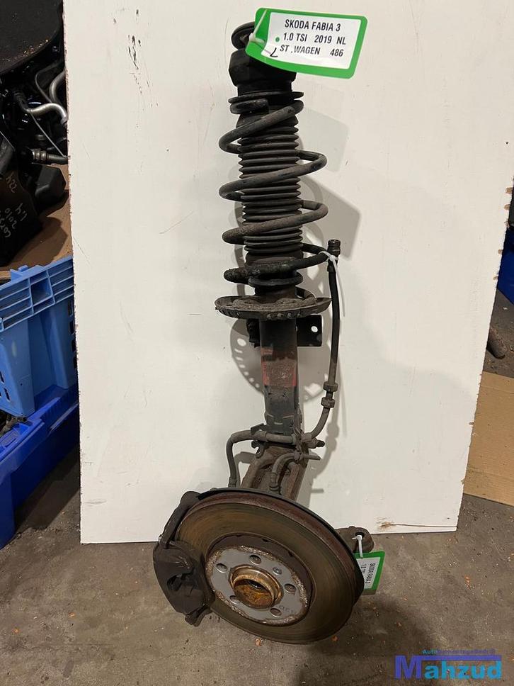SKODA FABIA 3 1.0 Links voor veerpoot fusee remklauw 2014-20, Auto-onderdelen, Ophanging en Onderstel, Skoda, Gebruikt, Ophalen of Verzenden