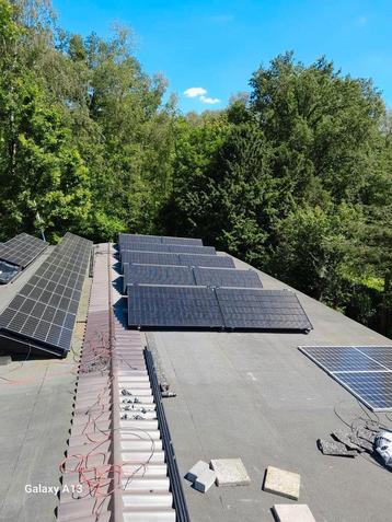 20 zonnepanelen 435Wp (8,7kWh) Full Black + omvormer  beschikbaar voor biedingen