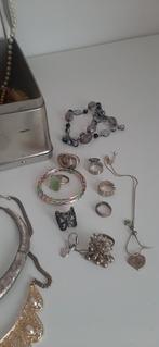 juwelen allerlei, Bijoux, Sacs & Beauté, Colliers, Comme neuf, Enlèvement