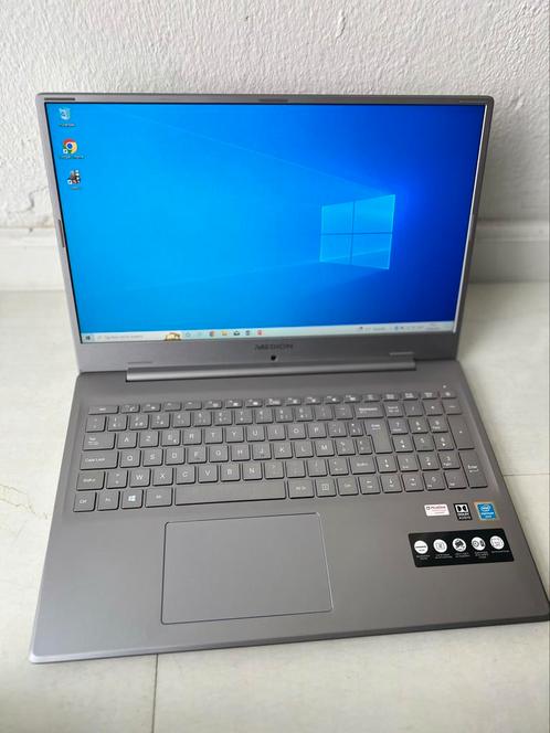 Medion 17.3inch Laptop Win.10 + 8Gb Ram FULL HD, Informatique & Logiciels, Ordinateurs portables Windows, Utilisé, 17 pouces ou plus