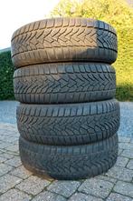 4 winterbanden (Uniroyal  205/55  R16) Zo goed als nieuw!, Auto-onderdelen, Banden en Velgen, Ophalen, Gebruikt, 16 inch, Band(en)