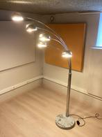 Lampadaire moderne., Enlèvement, Utilisé