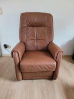 Fauteuil en cuir cognac avec fonction médicale, Gebruikt, Leer, Ophalen