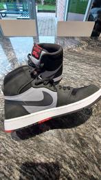 Nike air jordan en imperméable pointure 42 portée 10 minutes, Vêtements | Hommes, Neuf, Enlèvement ou Envoi, Autres couleurs, Nike air jordan