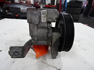 POMPE DE DIRECTION BMW 5 serie (E60) (678148603), Utilisé, BMW