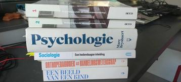 Boekenpakket 1e bach Pedagogische wetenschappen UGent  beschikbaar voor biedingen