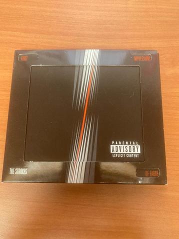 CD - The Strokes - First impressions of earth beschikbaar voor biedingen