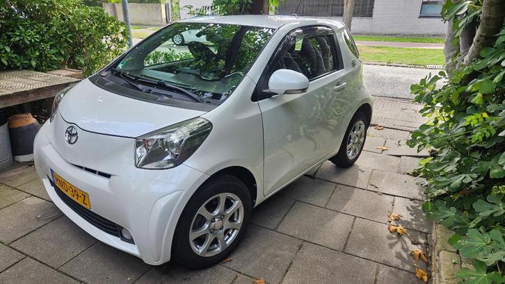 Toyota IQ 1.0 ASPIRATION - 69 000 km, Autos, Toyota, Particulier, IQ, Airbags, Verrouillage central, Air conditionné automatique