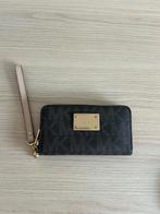 Michael Kors clutch, Handtassen en Accessoires, Portemonnees, Ophalen, Nieuw, Bruin