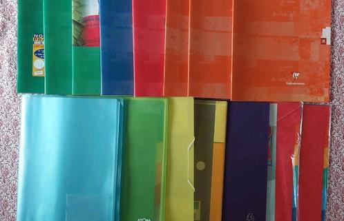Set notitieboekjes en andere schoolspullen, Diversen, Schrijfwaren, Zo goed als nieuw, Ophalen of Verzenden