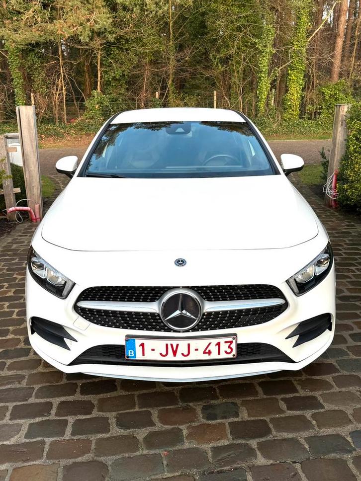 Mercedes a class 180, Autos, Mercedes-Benz, Particulier, Classe A, ABS, Caméra de recul, Phares directionnels, Airbags, Air conditionné