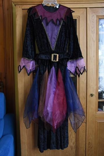 Robe de sorcière. Taille 164