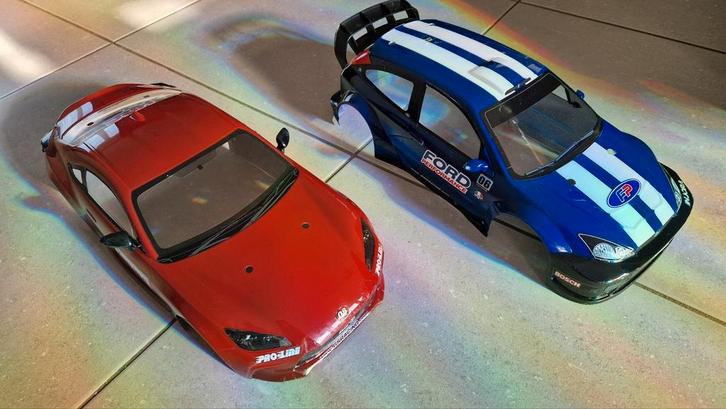 RC 1:10 (tamiya) scale body shells. Toyoya / Frod, Hobby en Vrije tijd, Modelbouw | Radiografisch | Auto's, Gebruikt, Ophalen