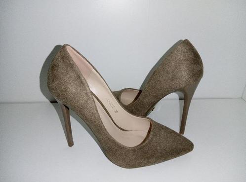 Escarpins / Talons Aiguilles - Suède Beige / Camel - 36, Vêtements | Femmes, Chaussures, Neuf, Escarpins, Beige, Envoi