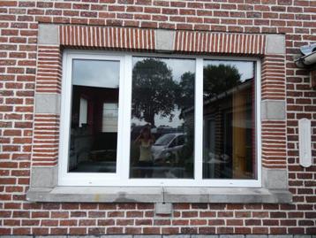 PVC -raam met kip en kantel systeem  beschikbaar voor biedingen