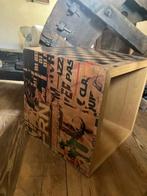HOUTEN BIJZETAFELTJE / BOEKENKASTJE/ TRAPJE 40 /40/40 CM, Ophalen of Verzenden, Gebruikt, Hout