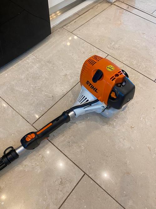 STIHL KM 100  R benzine Combimotor -bj 2016 topstaat ., Tuin en Terras, Hand-tuingereedschap, Ophalen