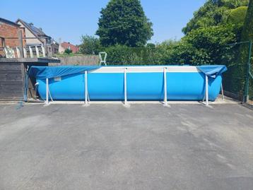 zwembad vrijstaand 700x250x130 cm beschikbaar voor biedingen