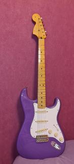 Fender Jimi Hendrix Stratocaster Ultra Violet MN (2018), Solid body, Enlèvement, Utilisé, Fender
